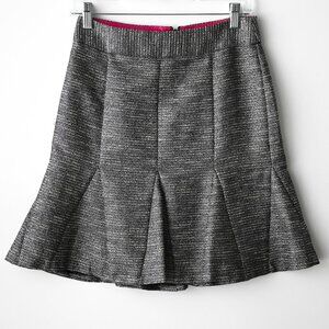 BANANA REPUBLIC Gray Metallic Skirt - Size 0